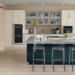 White and blue Diamond cabinets in a kitchen